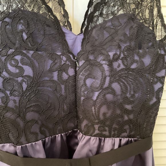 After Six Black Lace Cocktail Length V-Neck Dress Size 10 NWT - Picture 7 of 10